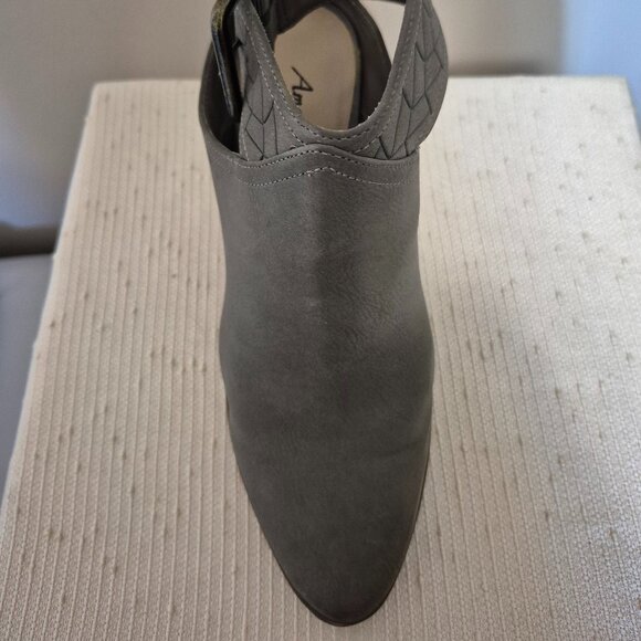 Grey Booties with Buckle - Picture 4 of 11